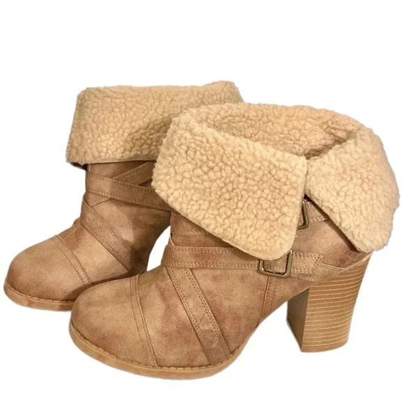 SHOE DAZZLE | Jamie Taupe Ankle Booties Fleece Lined, Chunky Block Heel Size 9.5 - Picture 2 of 8
